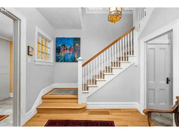 2414 SE 30TH AVE, Portland, OR 97214