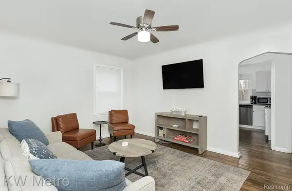 3340 EDGEWORTH ST, Ferndale, MI 48220