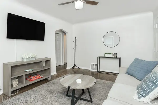 3340 EDGEWORTH ST, Ferndale, MI 48220