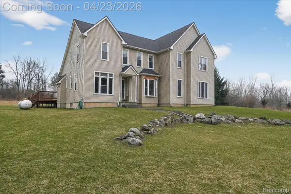 5640 Fisher RD, Oceola Township, MI 48855