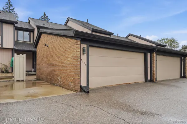 5205 Potomac RUN N, West Bloomfield Charter Township, MI 48322