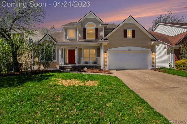 4880 S Ridgeside CIR, Ann Arbor Charter Township, MI 48105