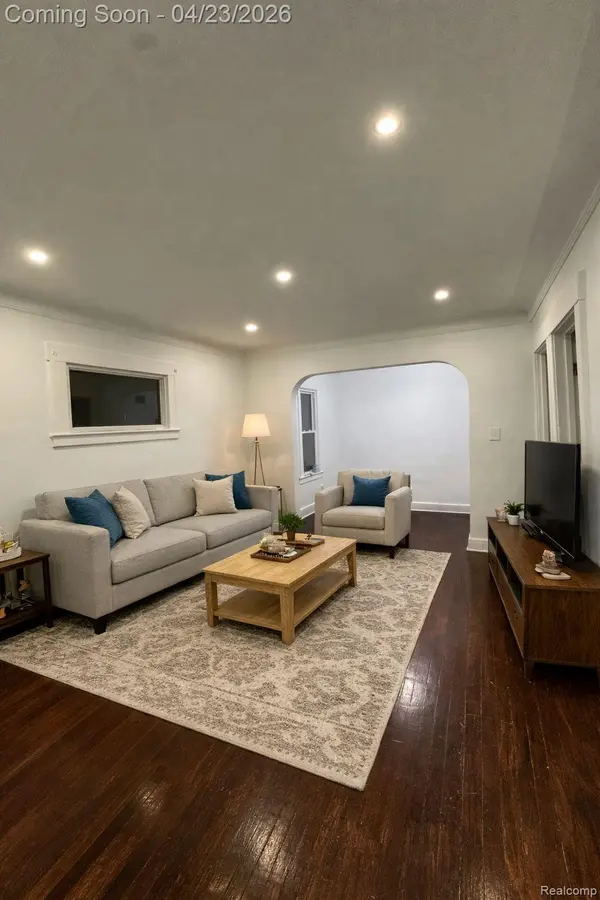 11819 Fleming ST, Hamtramck, MI 48212