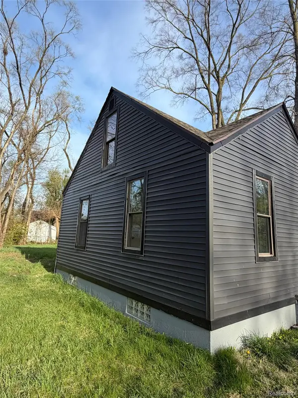 19294 Houghton ST, Detroit, MI 48219