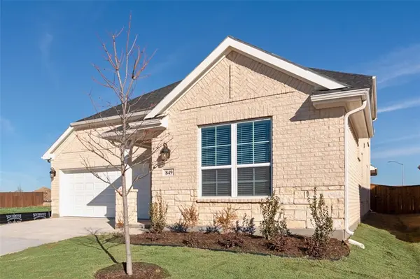 849 Blue Fescue Road, Fort Worth, TX 76247