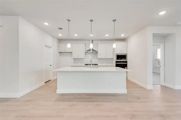 849 Blue Fescue Road, Fort Worth, TX 76247