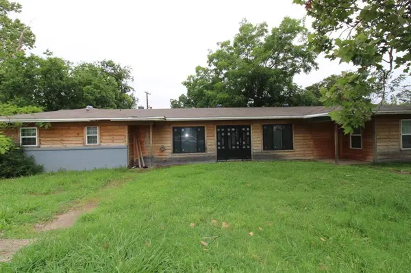 17 Macarthur Drive #A, Denison, TX 75020