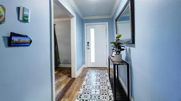 3230 Camelot Drive, Dallas, TX 75229