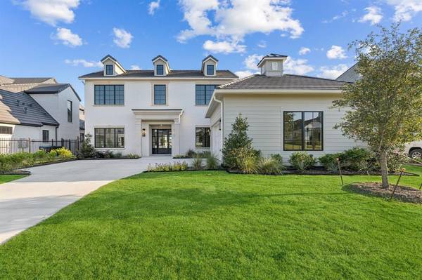 9617 Saint Michel Lane, Fort Worth, TX 76126