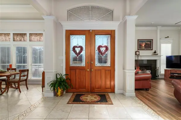 910 Cumberland Trail, Mansfield, TX 76063