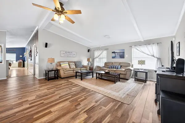 212 Sunray Street, Mabank, TX 75156