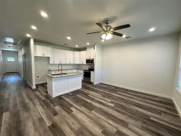 1005 Dubois Street, Denison, TX 75020