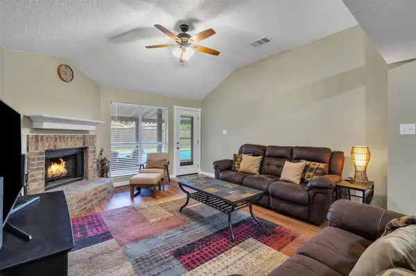 10240 Brea Canyon Road, Fort Worth, TX 76108