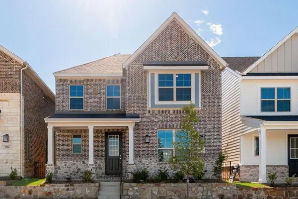 1910 Waterwalk Drive, Rowlett, TX 75088