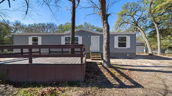 207 Woody Drive, Mabank, TX 75156