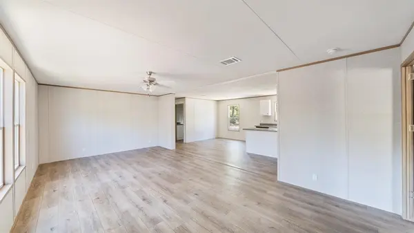 207 Woody Drive, Mabank, TX 75156