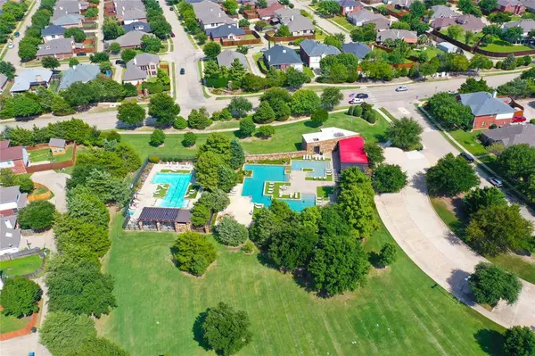 5621 Phoenix Drive, The Colony, TX 75056