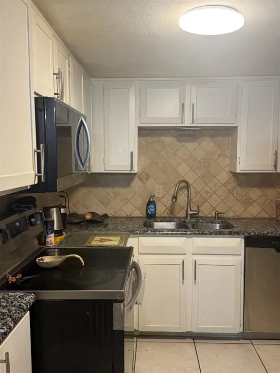 1842 Place One Lane, Garland, TX 75042