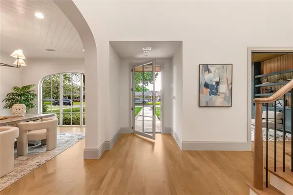 10940 Snow White Drive, Dallas, TX 75229