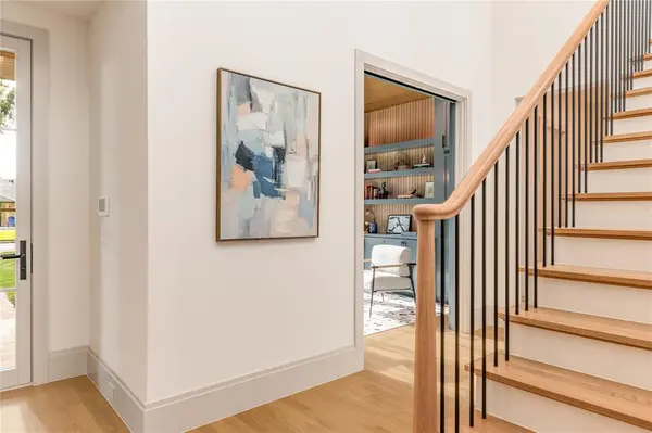 10940 Snow White Drive, Dallas, TX 75229