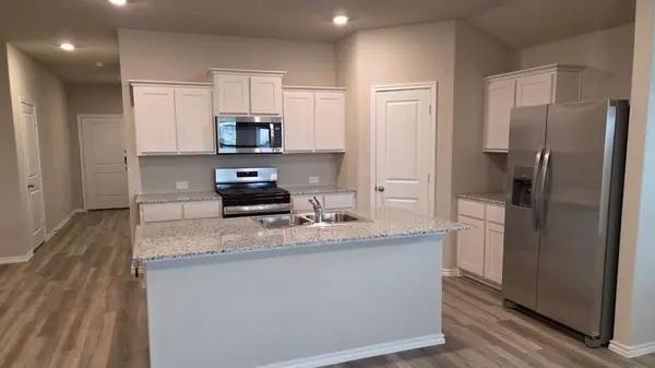 8528 BELTMILL Parkway, Fort Worth, TX 76131