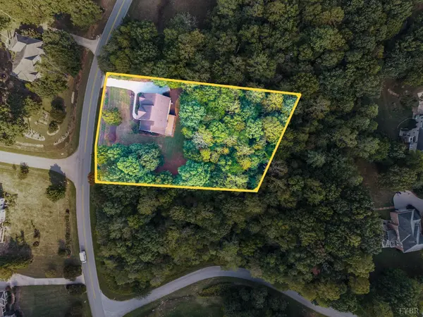 1547 Gilfield DR, Forest, VA 24551