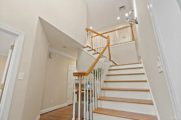 1547 Gilfield DR, Forest, VA 24551