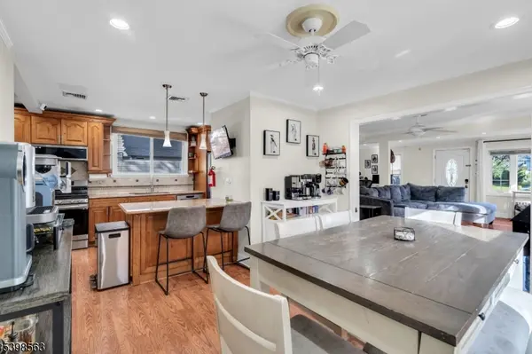 18 Belle Terre Rd, West Orange Twp., NJ 07052