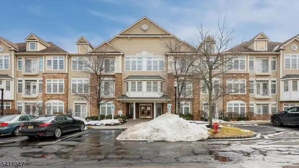 2207 Cedar Village Blvd #2207, East Brunswick Twp., NJ 08816