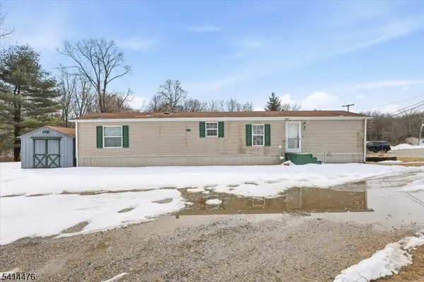 28 Daniel Lane, Rockaway Boro, NJ 07866