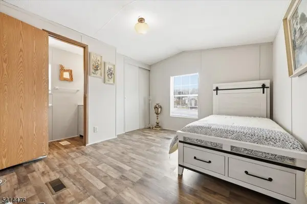 28 Daniel Lane, Rockaway Boro, NJ 07866