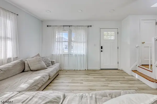 22 Wanaque Ave, Wanaque Boro, NJ 07420