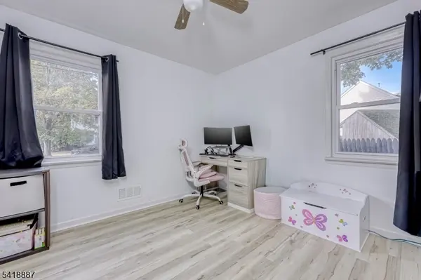 22 Wanaque Ave, Wanaque Boro, NJ 07420