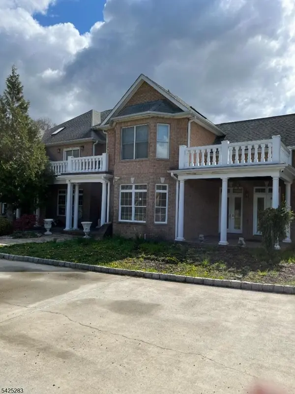 19 Violet Trl, Lafayette Twp., NJ 07848