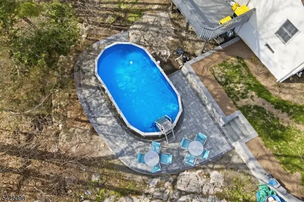 6 Ramsay Rd, West Milford Twp., NJ 07421