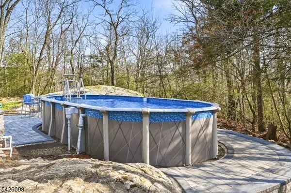 6 Ramsay Rd, West Milford Twp., NJ 07421