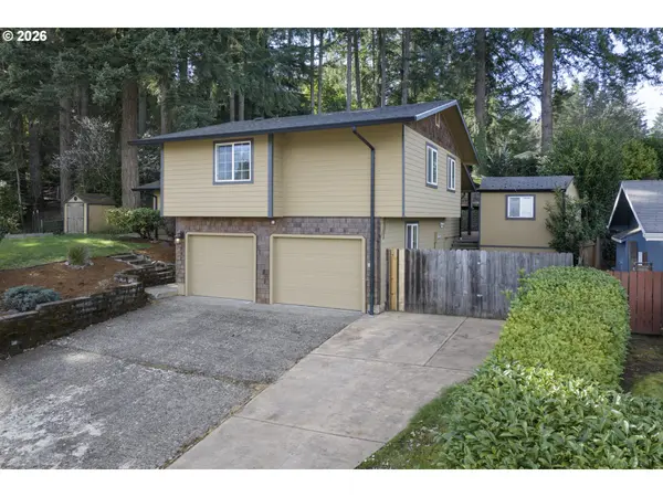 947 S R ST, Cottage Grove, OR 97424