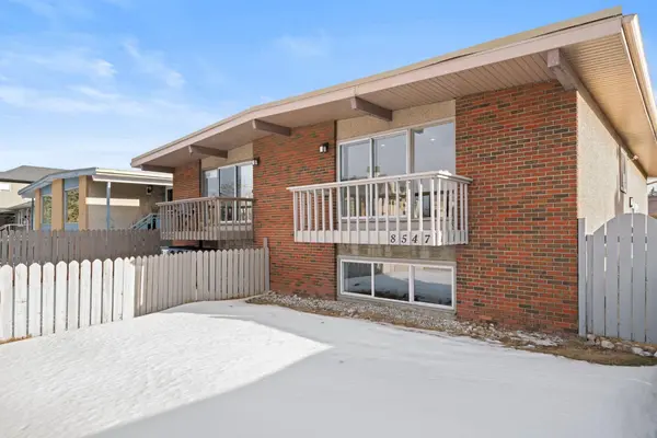 8547 47 AVE NW, Calgary, AB T3B 1Z8