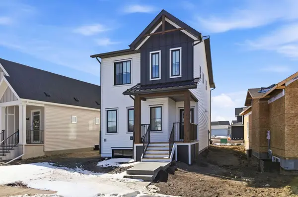 151 Ellen RD, Crossfield, AB T0M 0S0