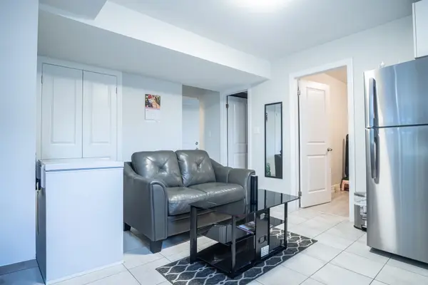 35 Roberta DR #2, Toronto C04, ON M6A 2J6