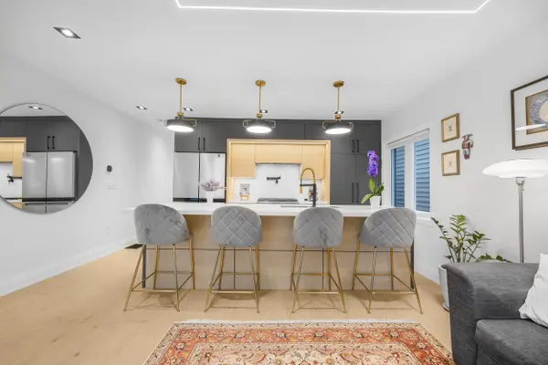 9 Kenworthy AVE, Toronto E06, ON M1L 3B1