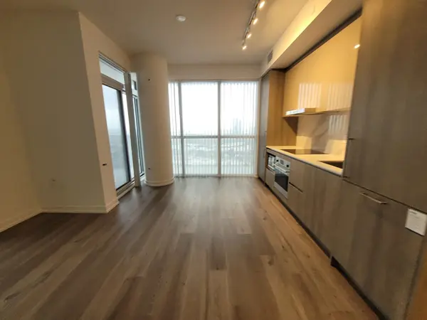 225 Commerce St ST #1506, Vaughan, ON L4K 0P9