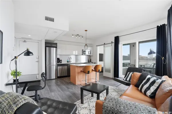 404 C AVENUE S #225, Saskatoon, SK S7M 5M9