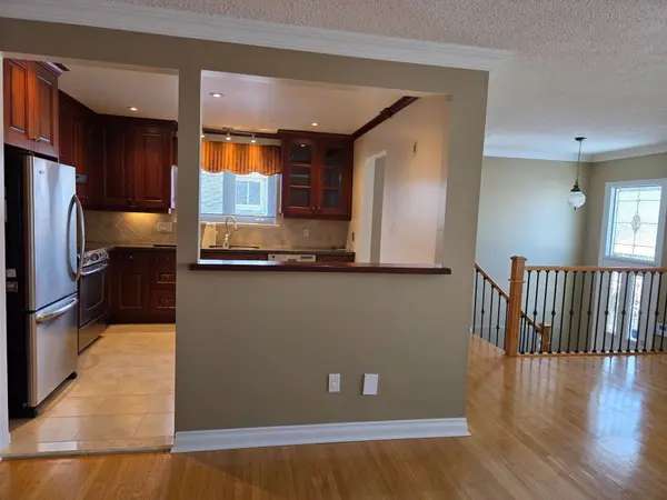 3161 Rymal RD #(Main/Upper Level), Mississauga, ON L4Y 3B4