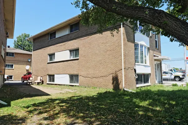 609 Donald ST, Overbrook - Castleheights And Area, ON K1K 1L3