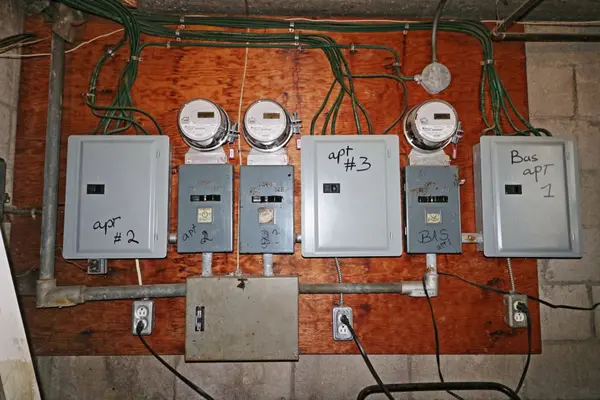 609 Donald ST, Overbrook - Castleheights And Area, ON K1K 1L3