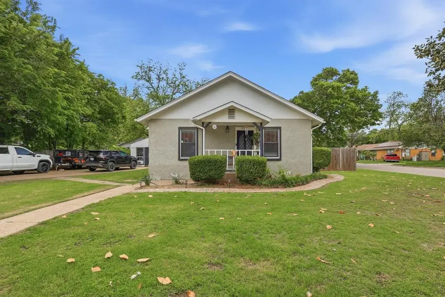 511 N Wood Street, Cleburne, TX 76033