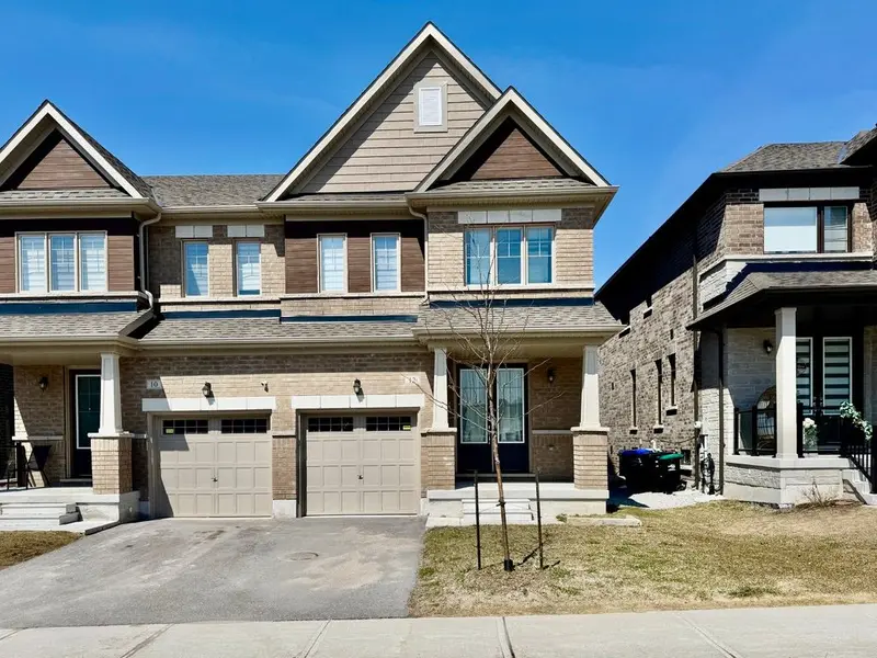 12 Daisy ST, Springwater, ON L9X 2C5