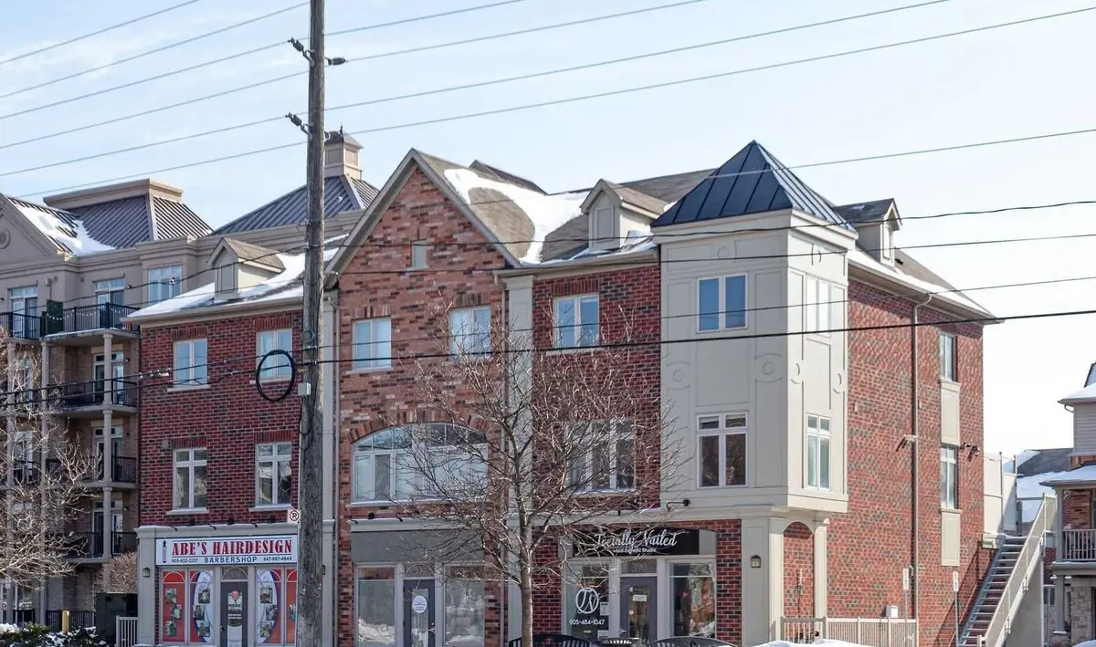 362 Plains RD E #6, Burlington, ON L7T 0A4