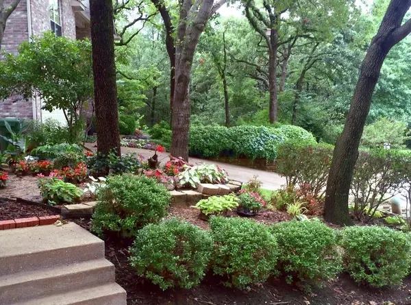 3504 Creekside Court, Bedford, TX 76021